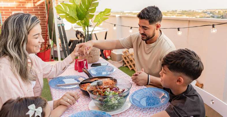 Cómo disfrutar del verano en tu nuevo hogar: consejos para interiores y exteriores